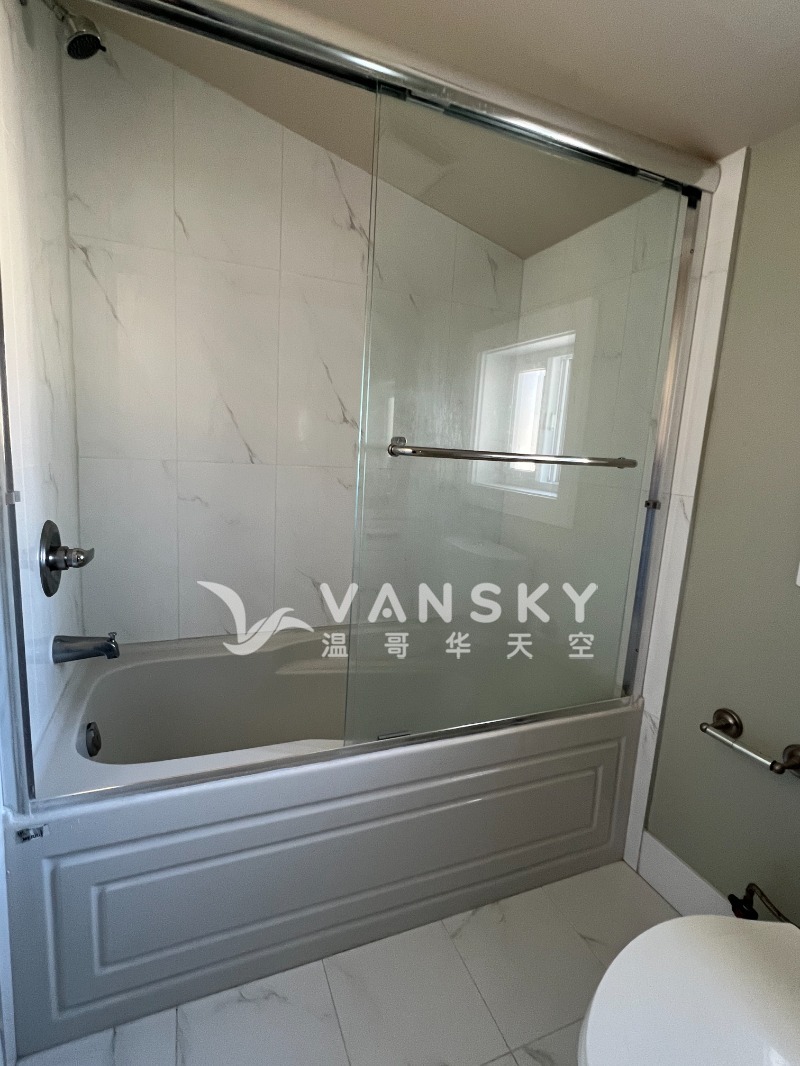 250211124957_shower room.jpg